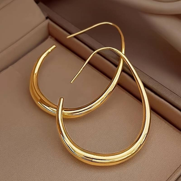 Atelier Sculpted Gold Hoop Earrings | Fluid Teardrop Form